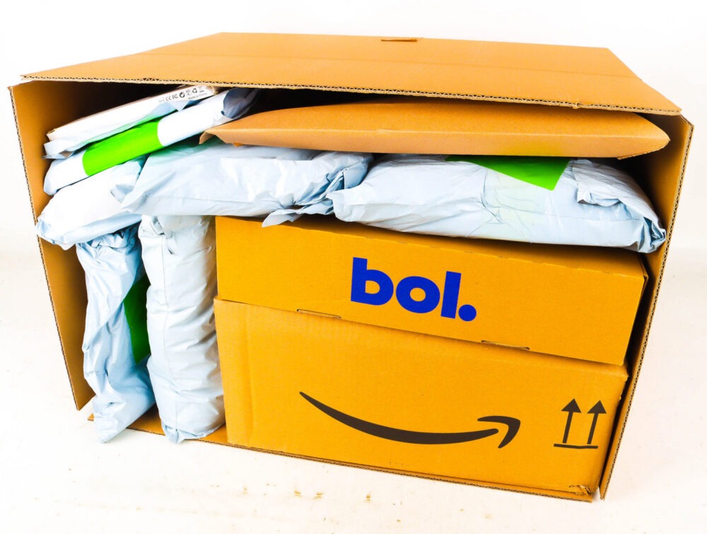XL Doos met Verloren Postpakketten