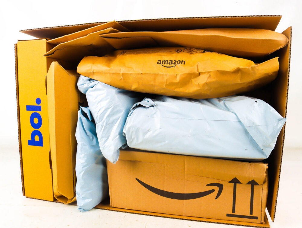 XL Doos met Verloren Postpakketten
