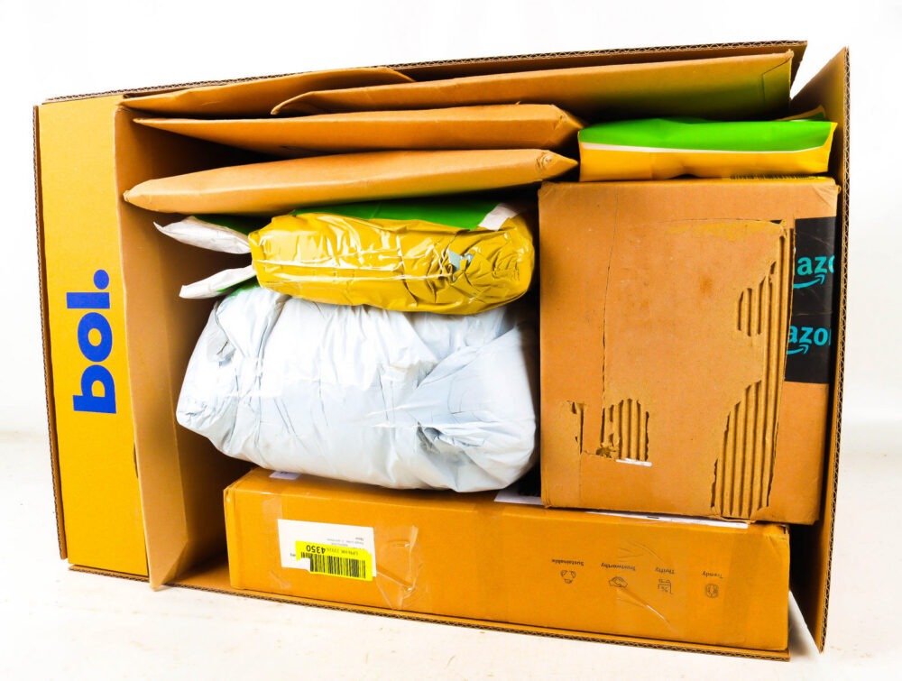 XL Doos met Verloren Postpakketten