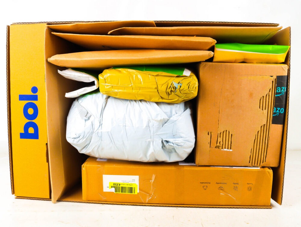 XL Doos met Verloren Postpakketten