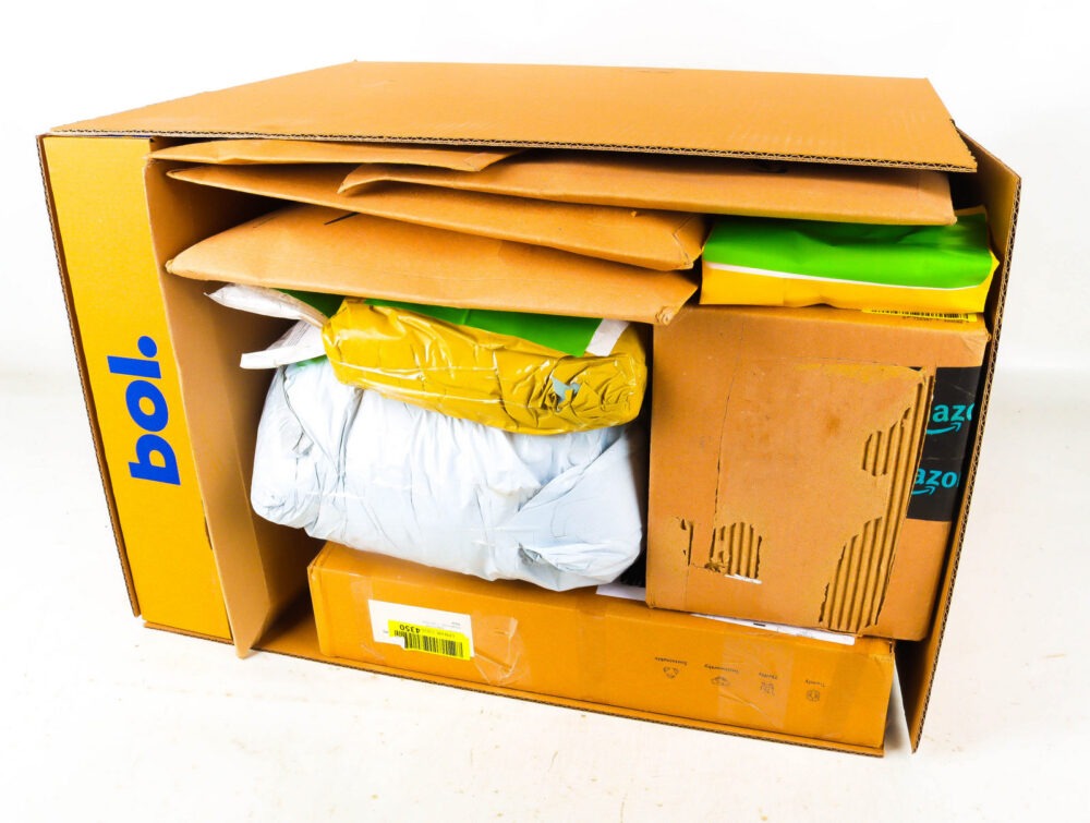 XL Doos met Verloren Postpakketten