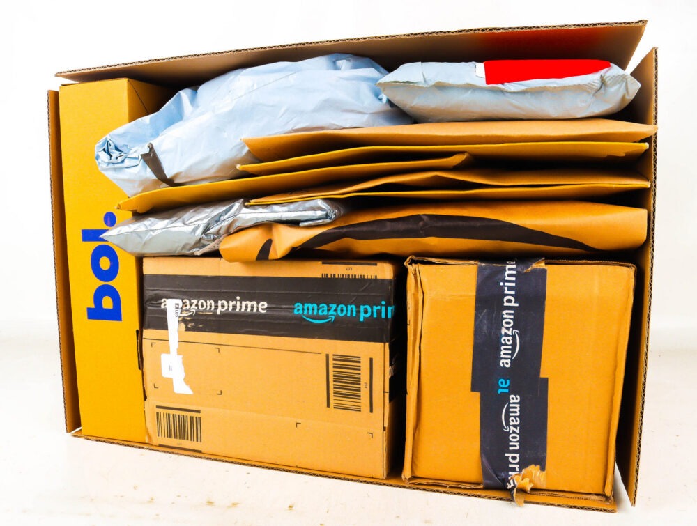 XL Doos met Verloren Postpakketten