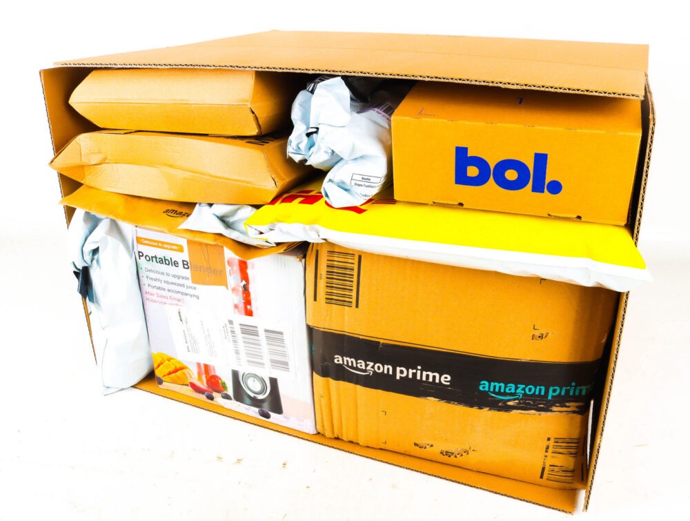 XL Doos met Verloren Postpakketten