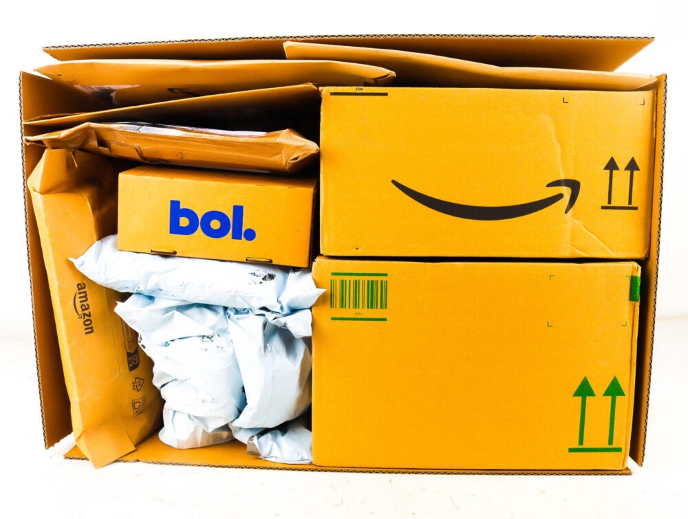 XL Doos met Verloren Postpakketten
