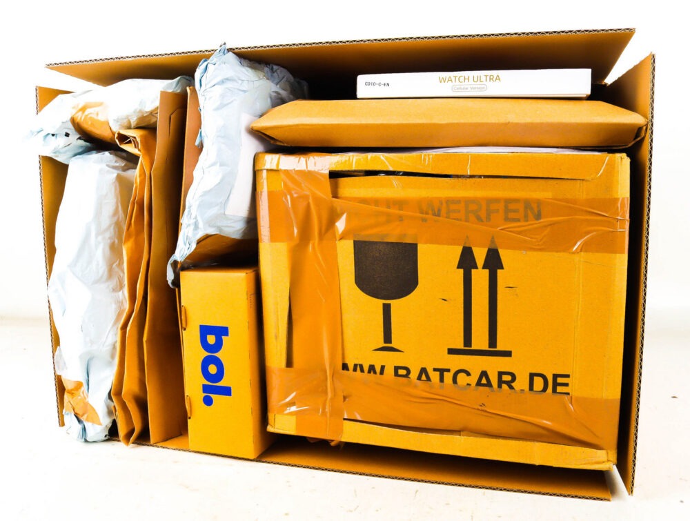 XL Doos met Verloren Postpakketten