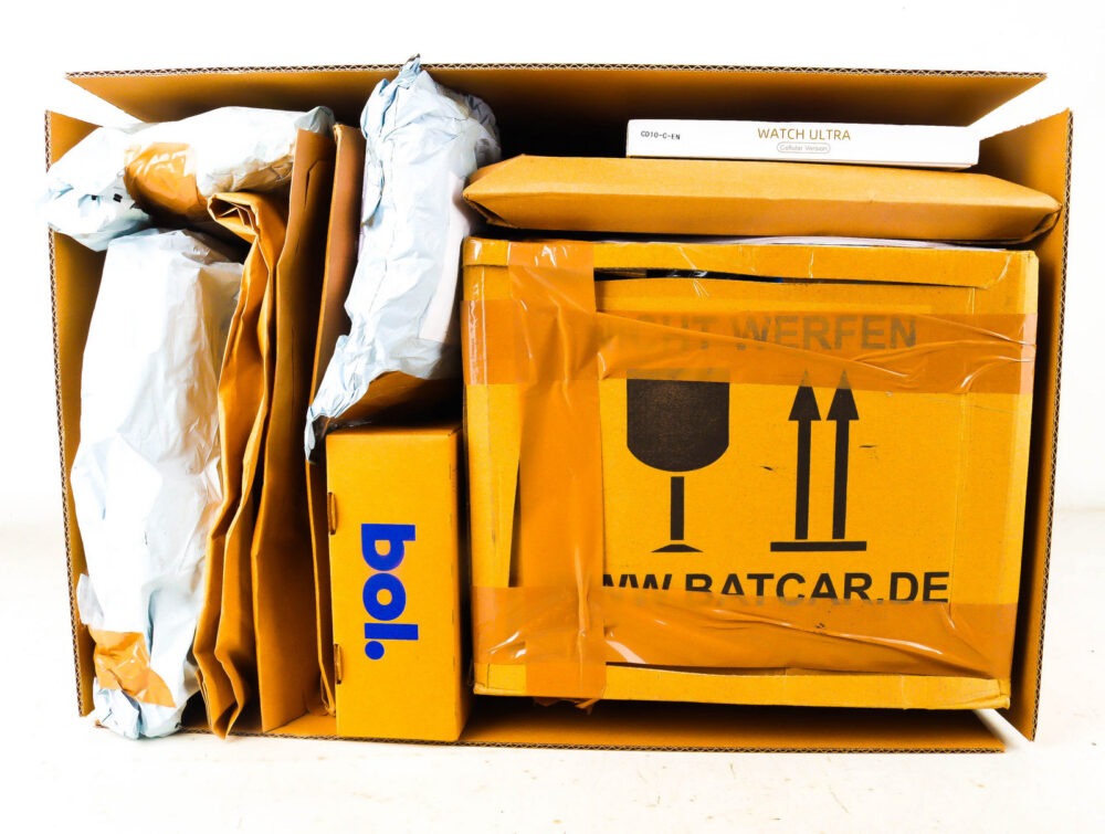 XL Doos met Verloren Postpakketten