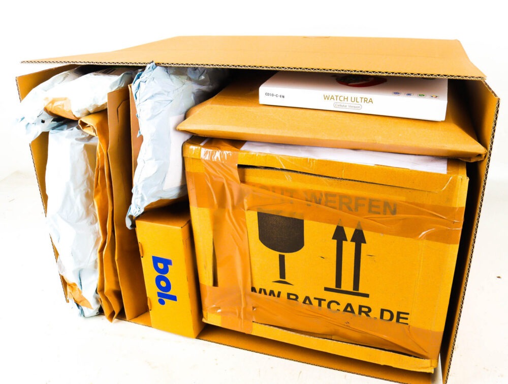 XL Doos met Verloren Postpakketten