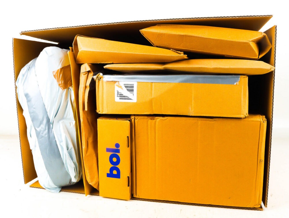 XL Doos met Verloren Postpakketten