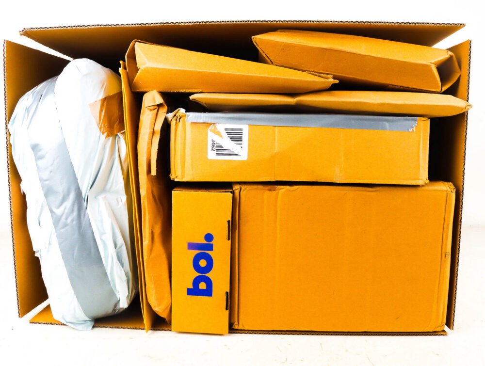 XL Doos met Verloren Postpakketten