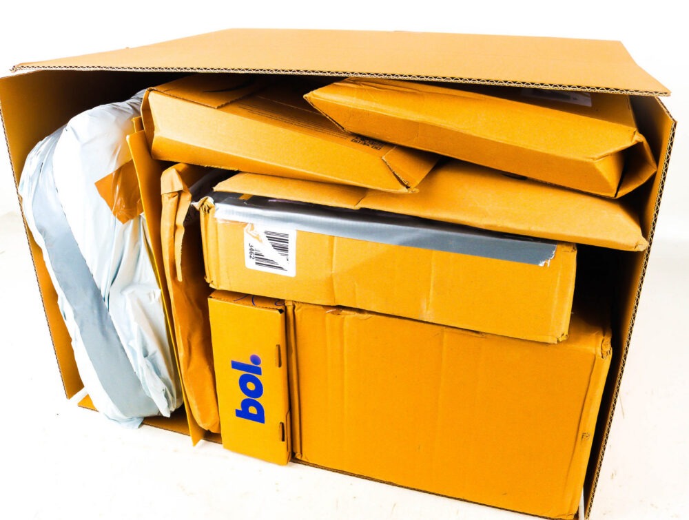XL Doos met Verloren Postpakketten