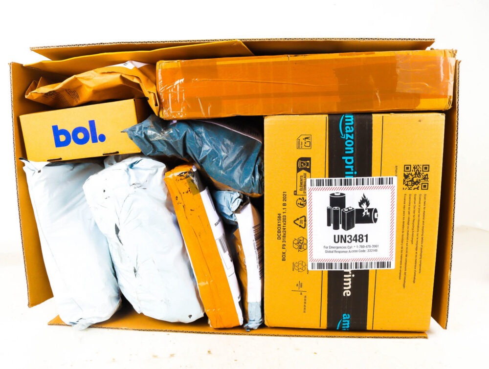 XL Doos met Verloren Postpakketten