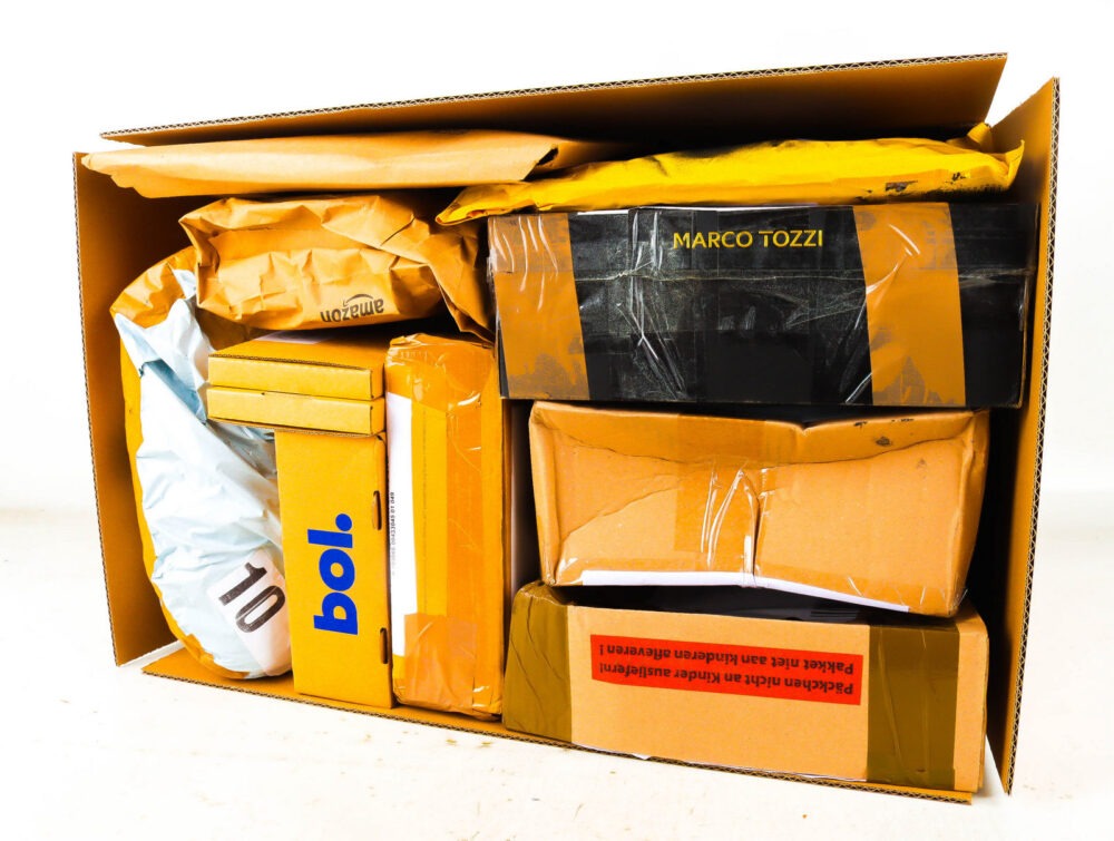 XL Doos met Verloren Postpakketten