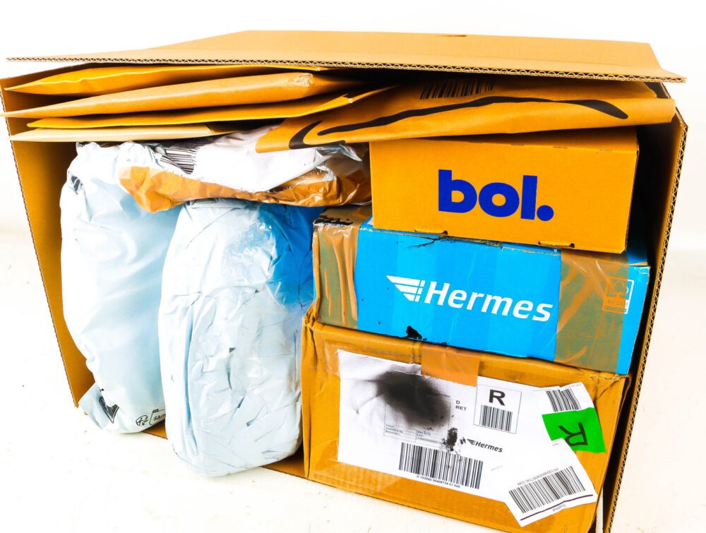 XL Doos met Verloren Postpakketten