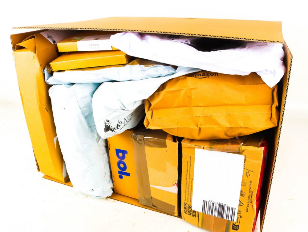 XL Doos met Verloren Postpakketten