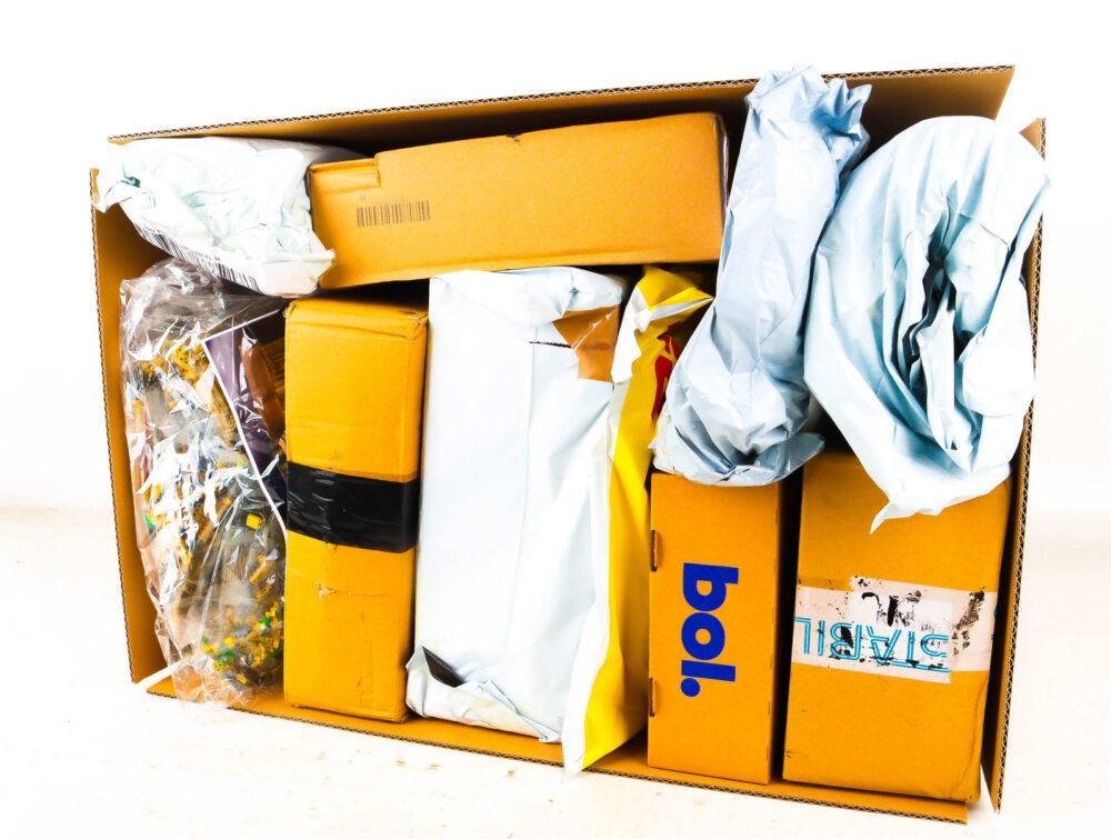 XL Doos met Verloren Postpakketten