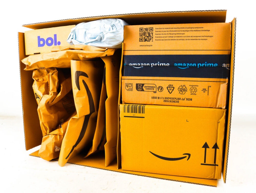 XL Doos met Verloren Postpakketten