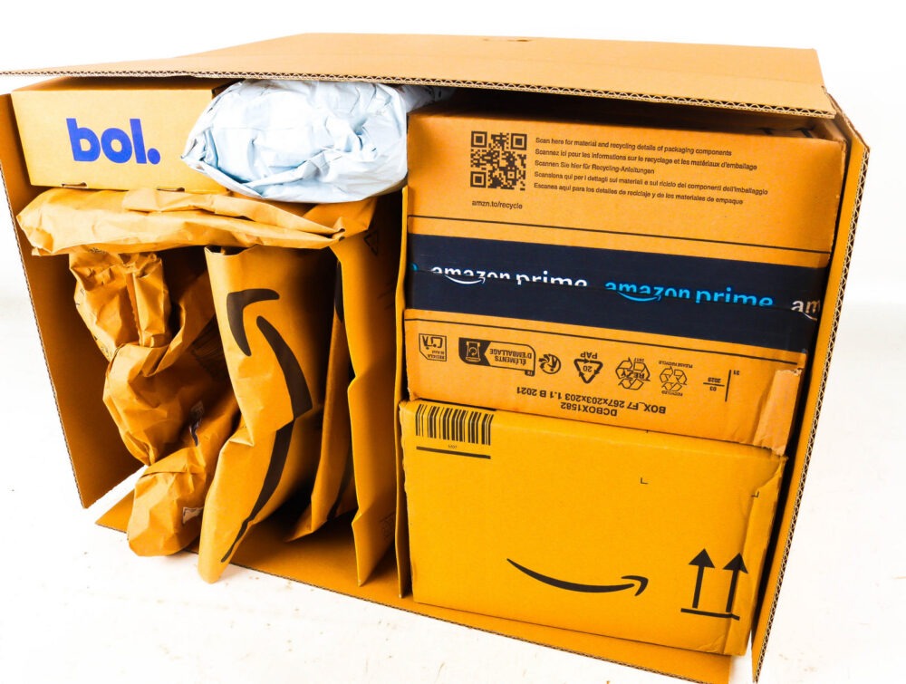 XL Doos met Verloren Postpakketten