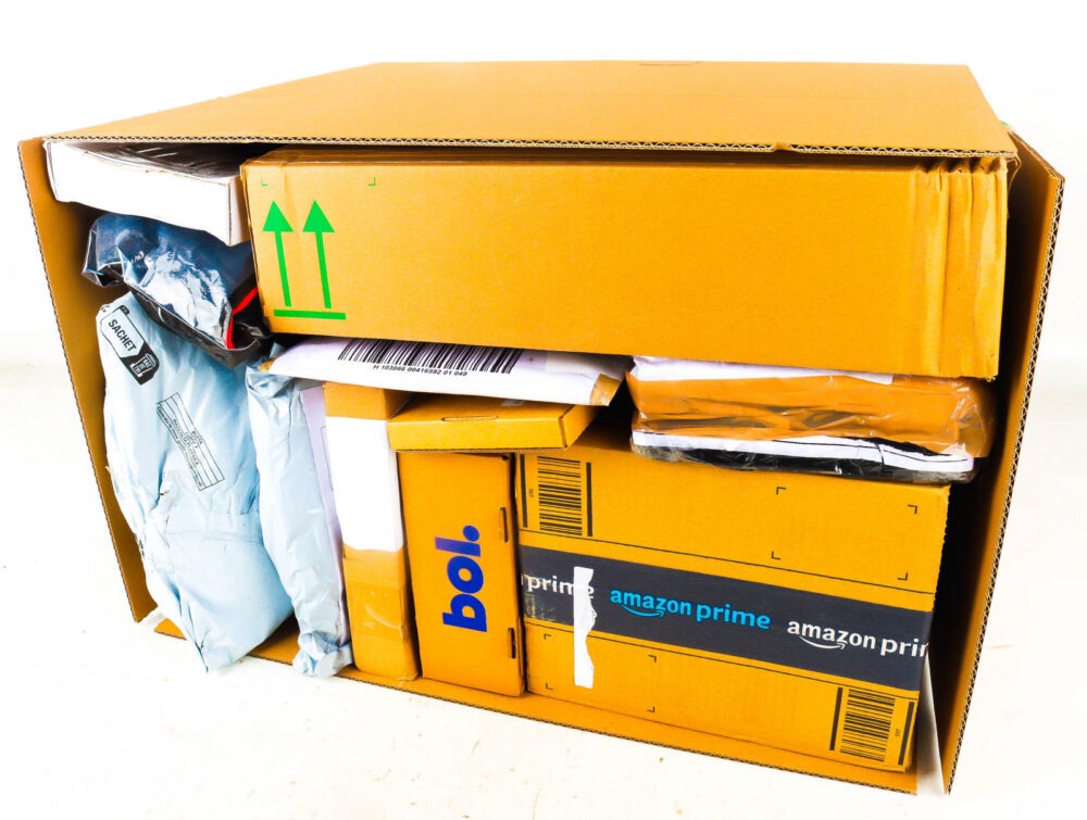 XL Doos met Verloren Postpakketten