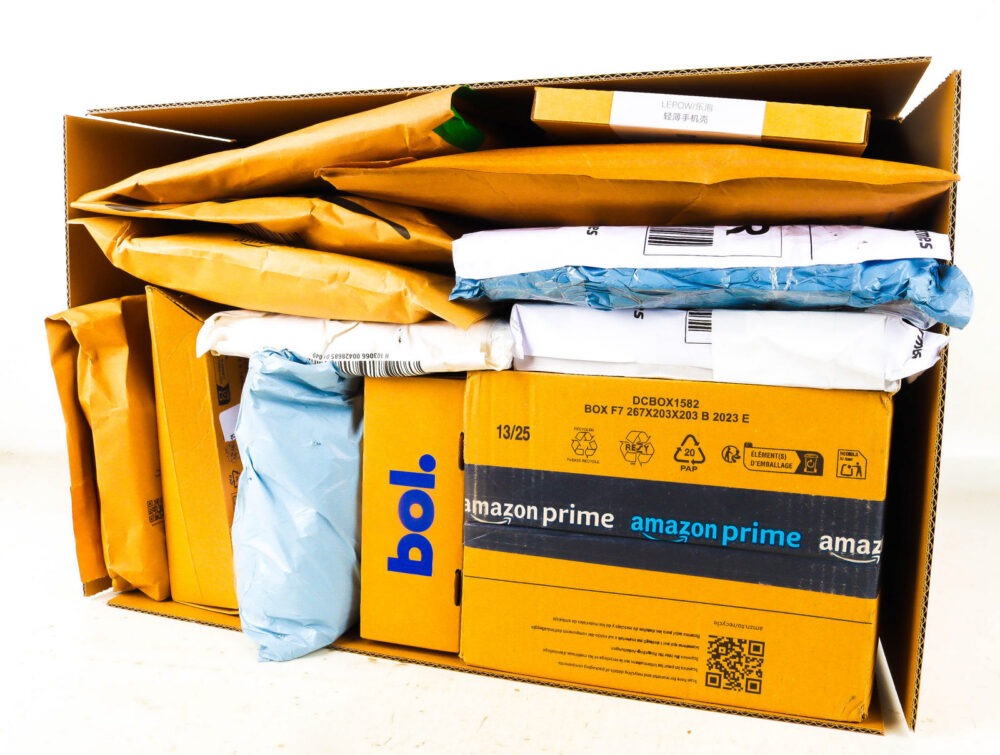 XL Doos met Verloren Postpakketten