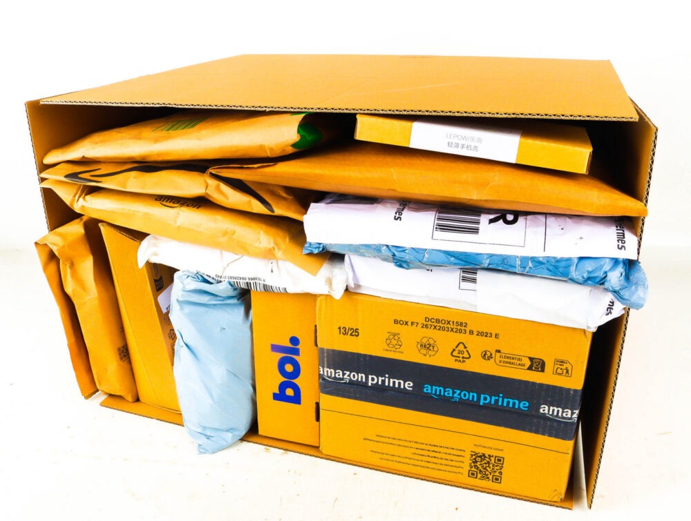 XL Doos met Verloren Postpakketten