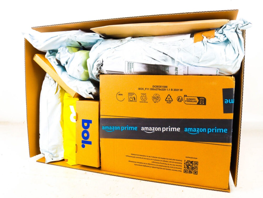 XL Doos met Verloren Postpakketten