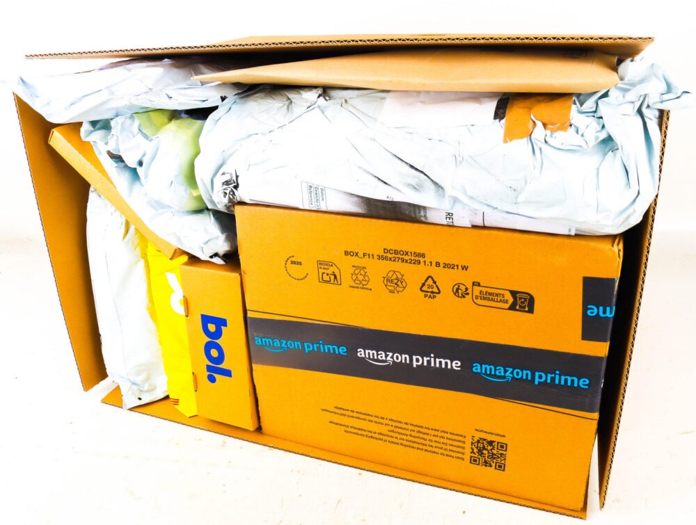 XL Doos met Verloren Postpakketten