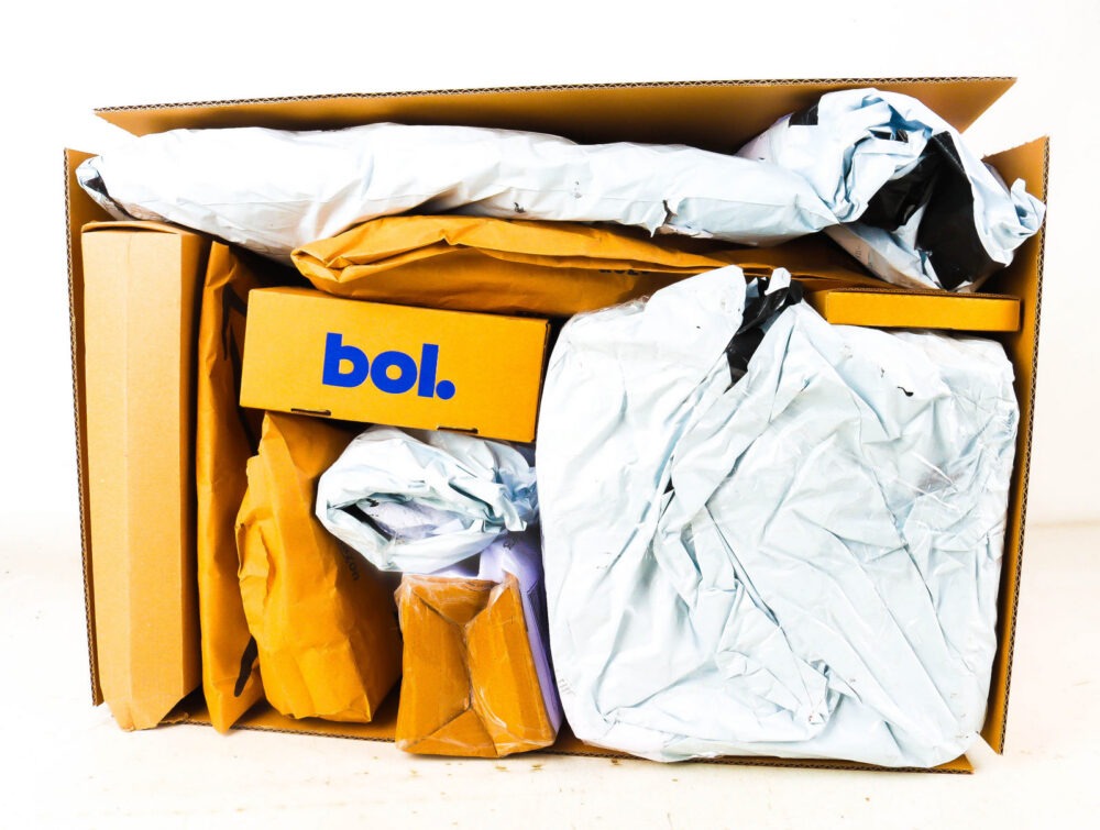 XL Doos met Verloren Postpakketten