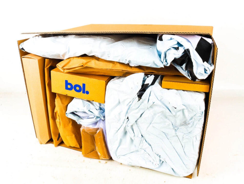 XL Doos met Verloren Postpakketten