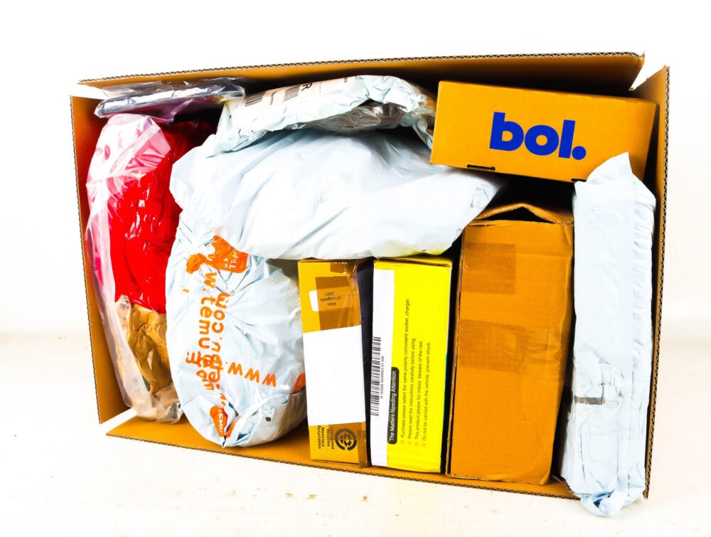 XL Doos met Verloren Postpakketten