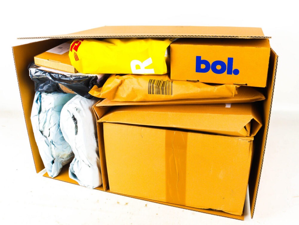 XL Doos met Verloren Postpakketten