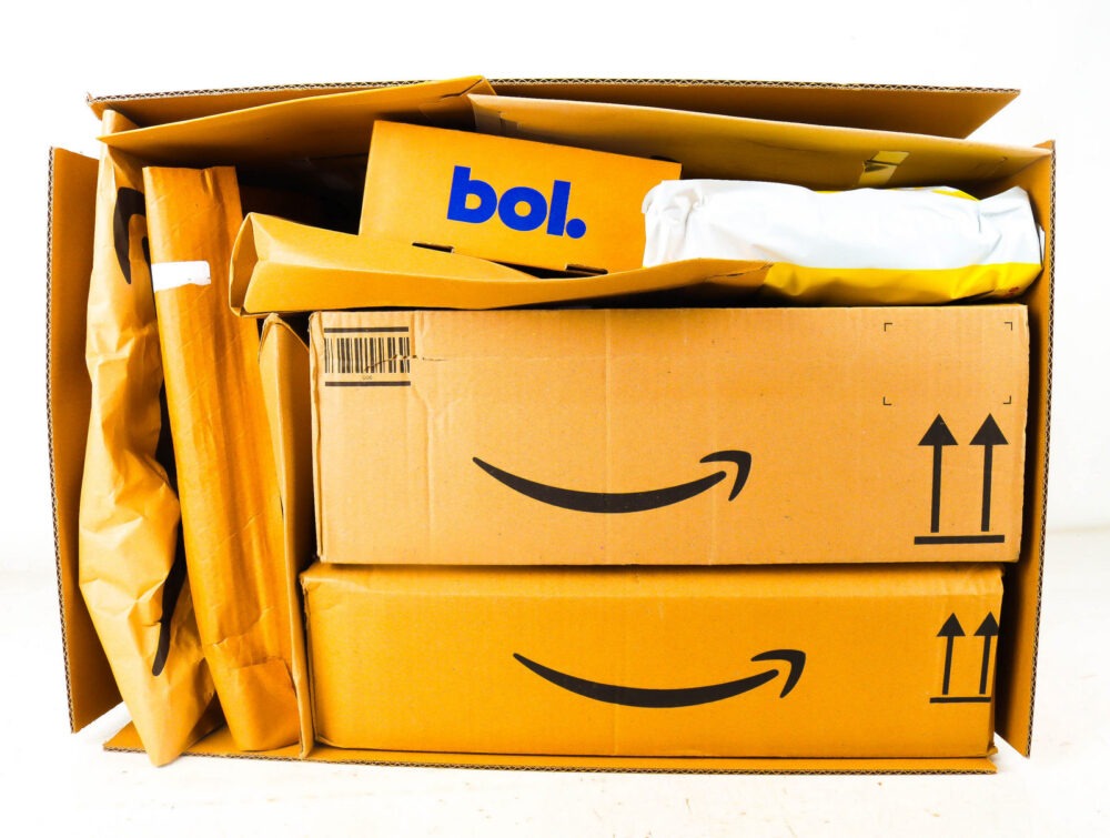XL Doos met Verloren Postpakketten
