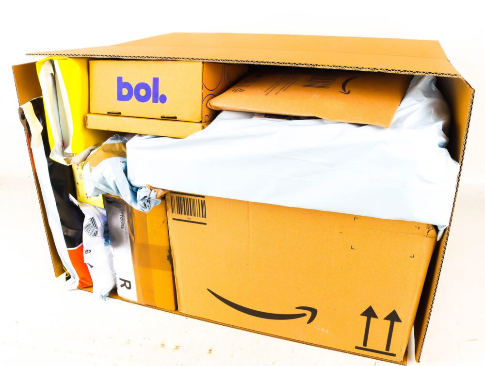 XL Doos met Verloren Postpakketten