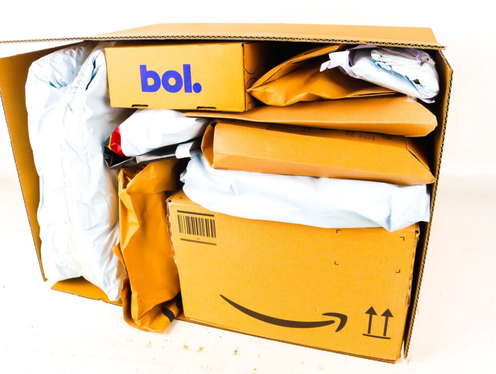XL Doos met Verloren Postpakketten