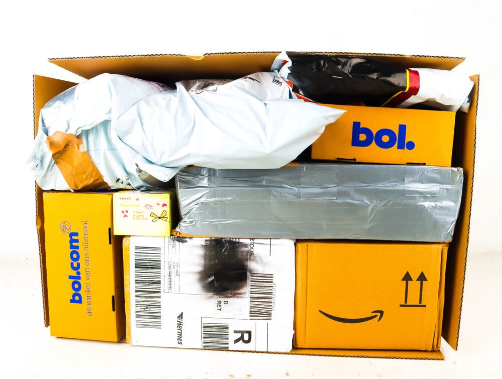 XL Doos met Verloren Postpakketten