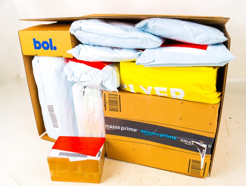 XL Doos met Verloren Postpakketten