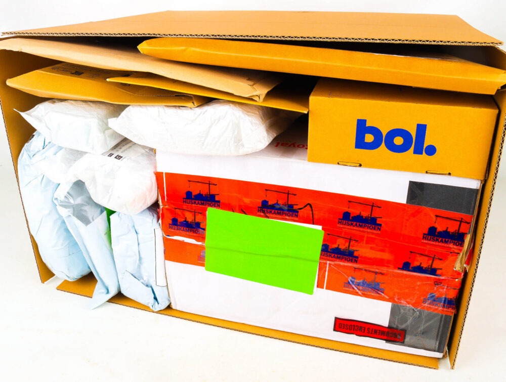 XL Doos met Verloren Postpakketten