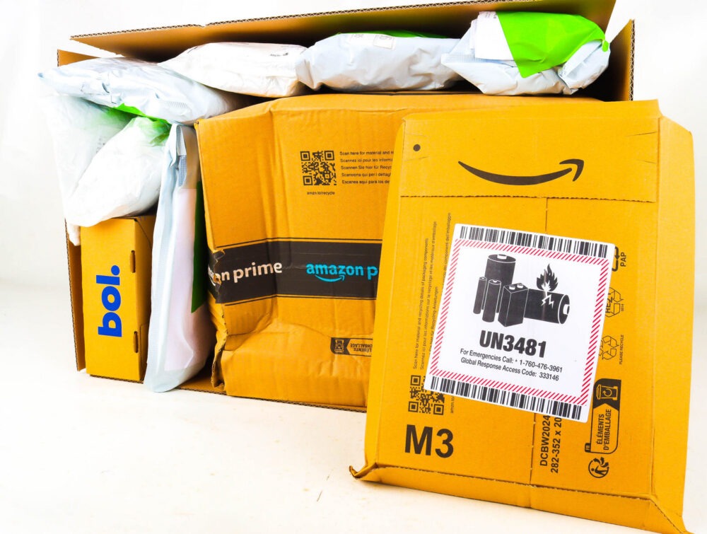 XL Doos met Verloren Postpakketten