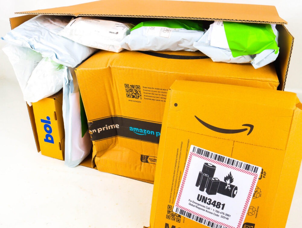XL Doos met Verloren Postpakketten