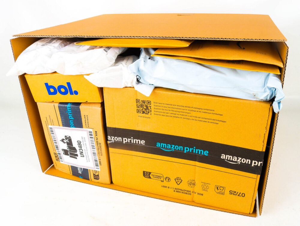 XL Doos met Verloren Postpakketten