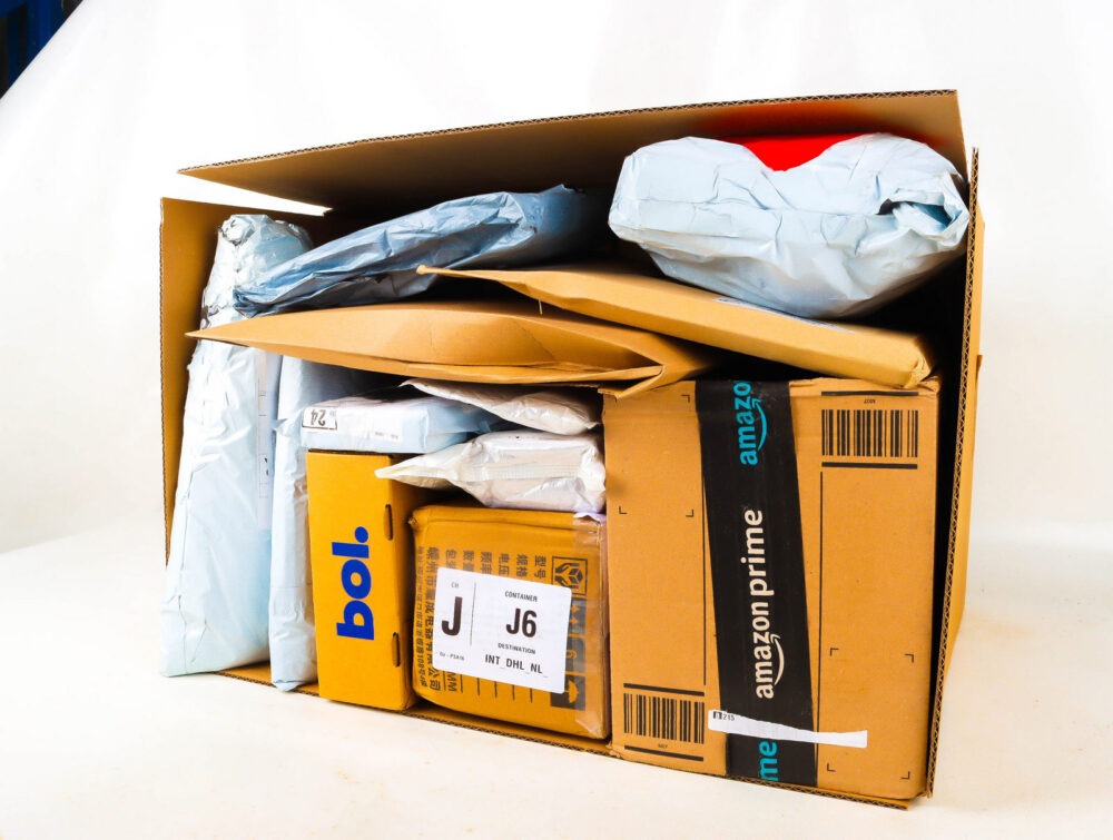 XL Doos met Verloren Postpakketten