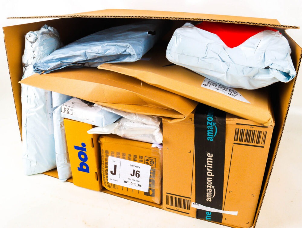 XL Doos met Verloren Postpakketten