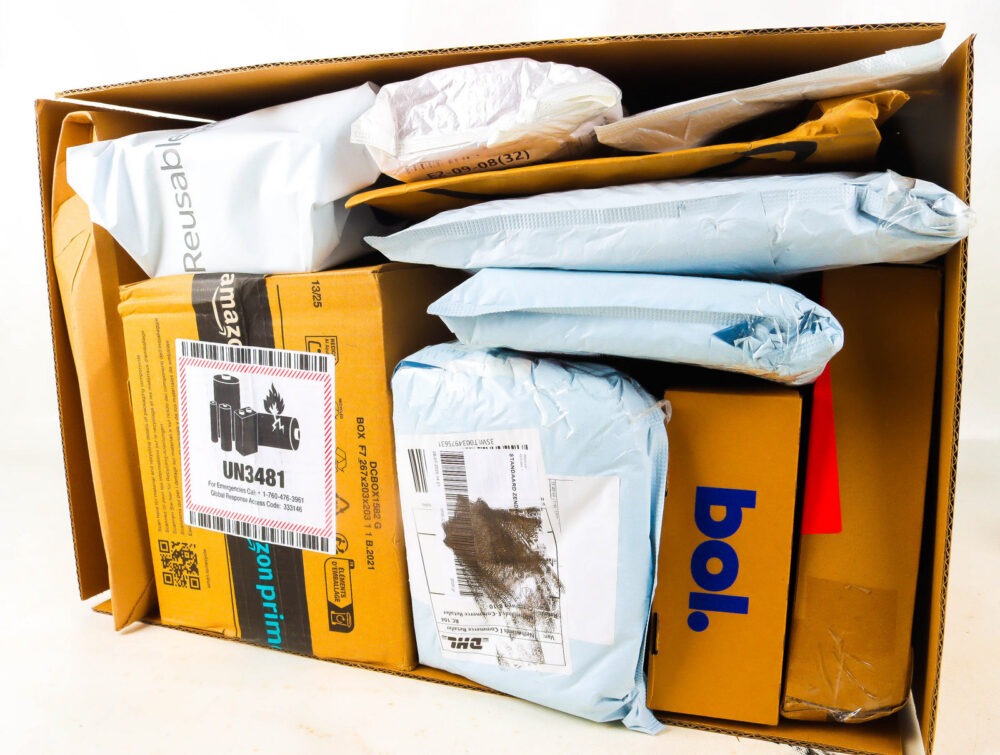 XL Doos met Verloren Postpakketten