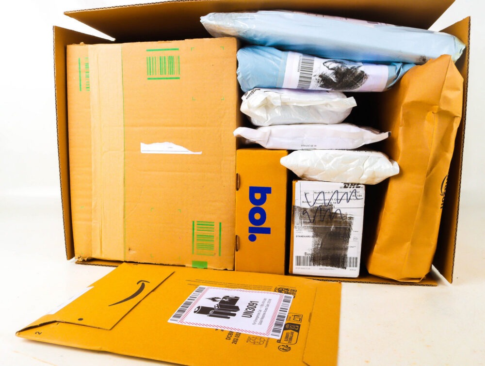 XL Doos met Verloren Postpakketten