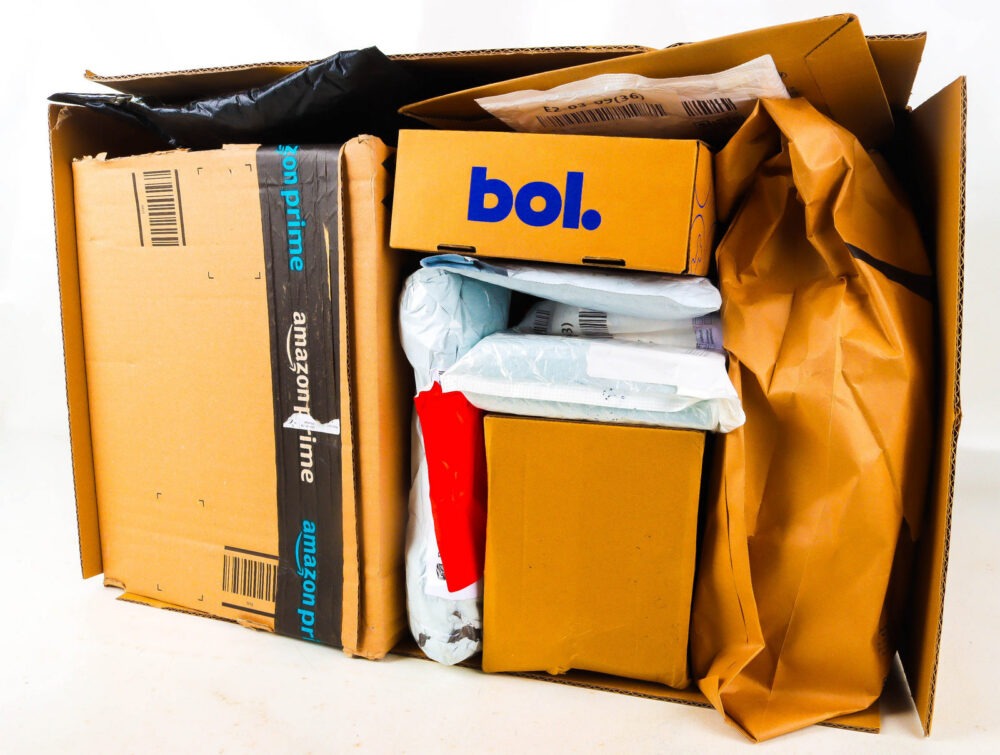 XL Doos met Verloren Postpakketten