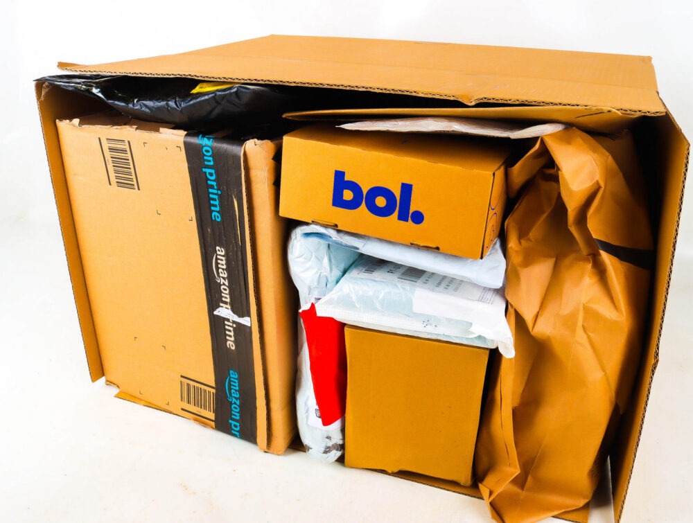 XL Doos met Verloren Postpakketten