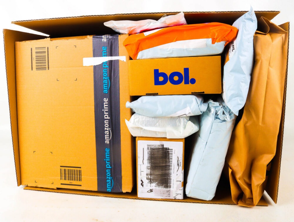 XL Doos met Verloren Postpakketten