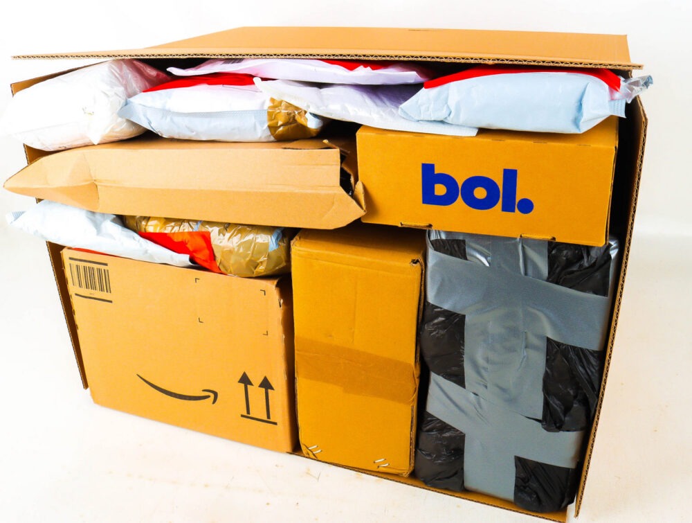 XL Doos met Verloren Postpakketten