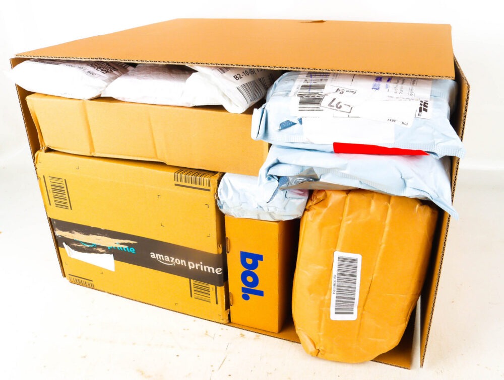 XL Doos met Verloren Postpakketten