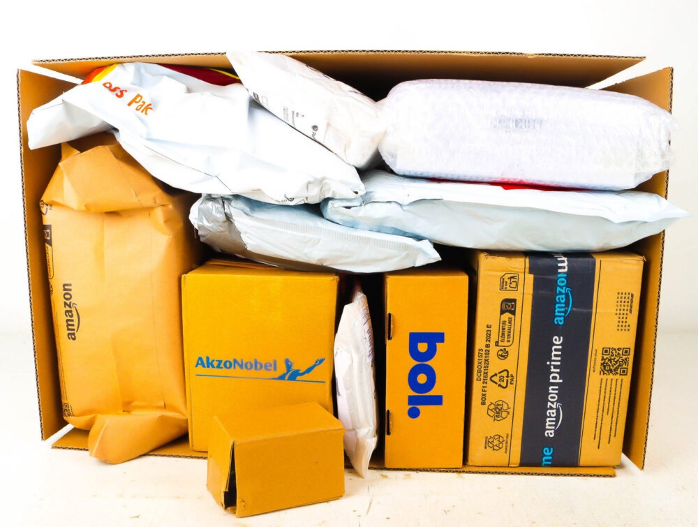 XL Doos met Verloren Postpakketten