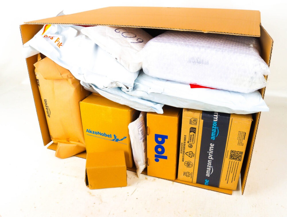 XL Doos met Verloren Postpakketten